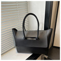Large Capacity Retro Shoulder Handbag