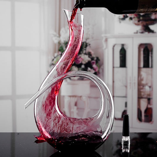 Elegant Crystal Glass Wine Decanter for Home Dining